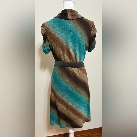 Robbie Bee Signature Cowl Neck Ruched Short Sleeve Dress Sz PM - Picture 4 of 13